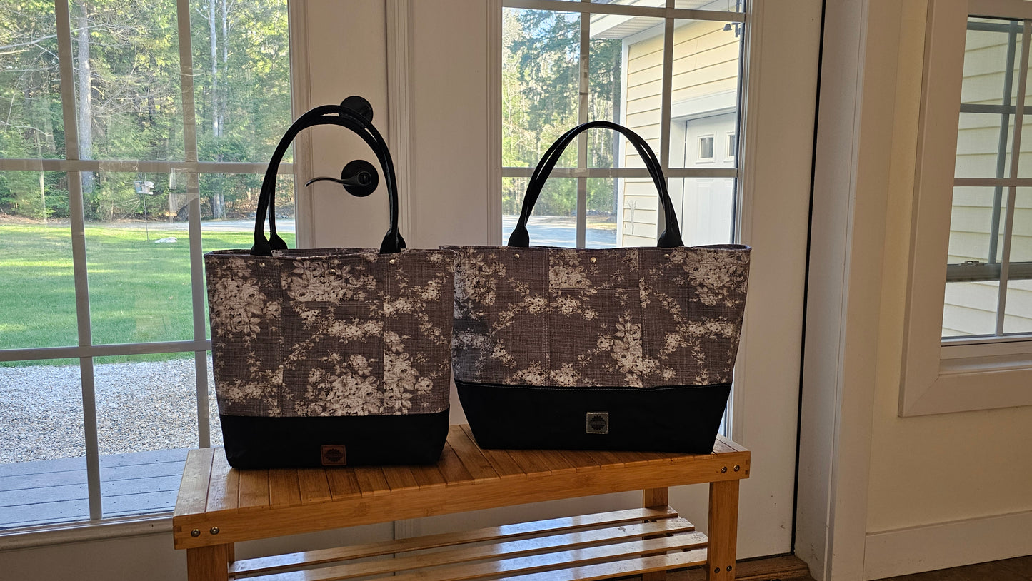 Explorer Tote