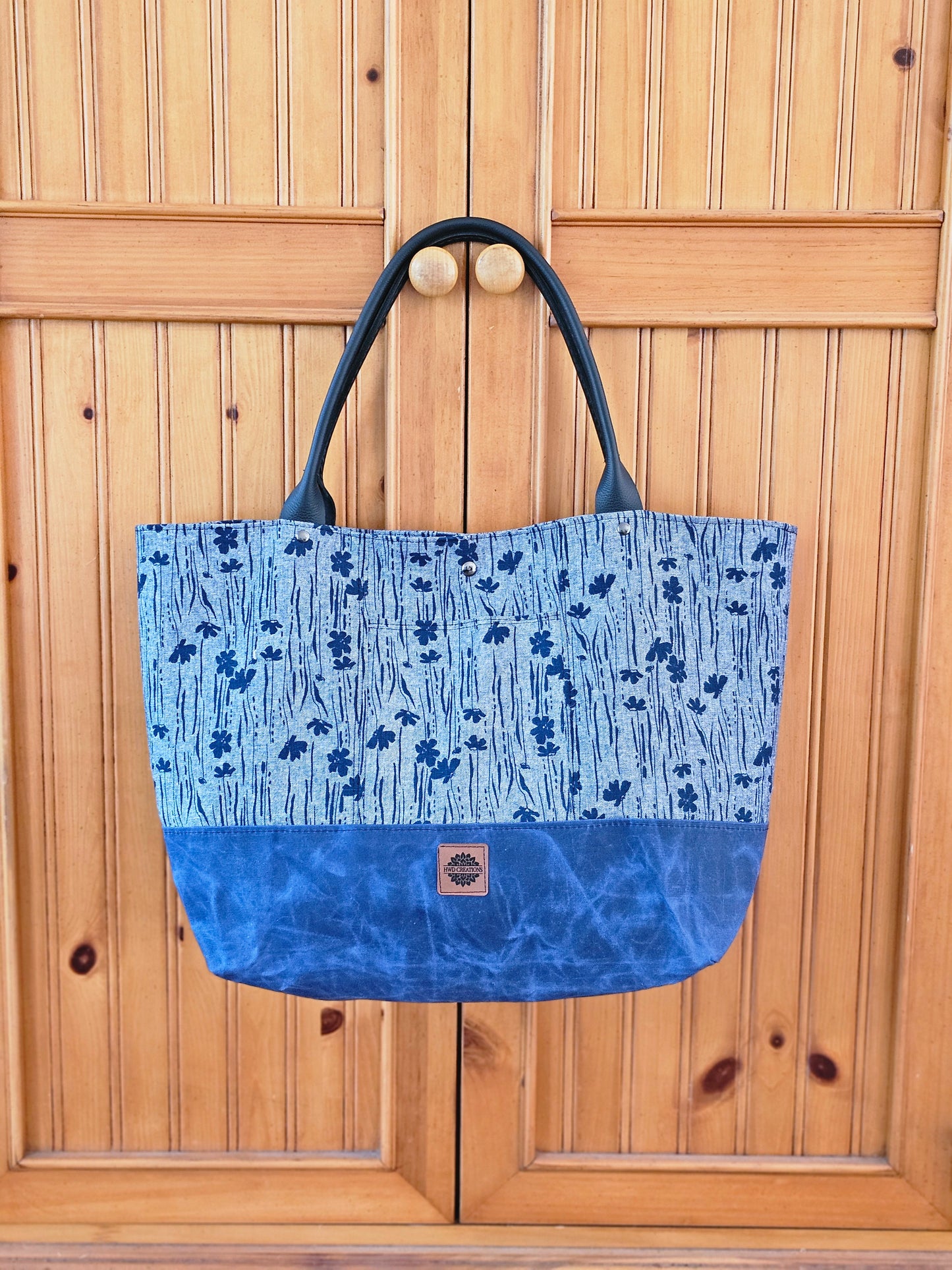 Explorer Tote