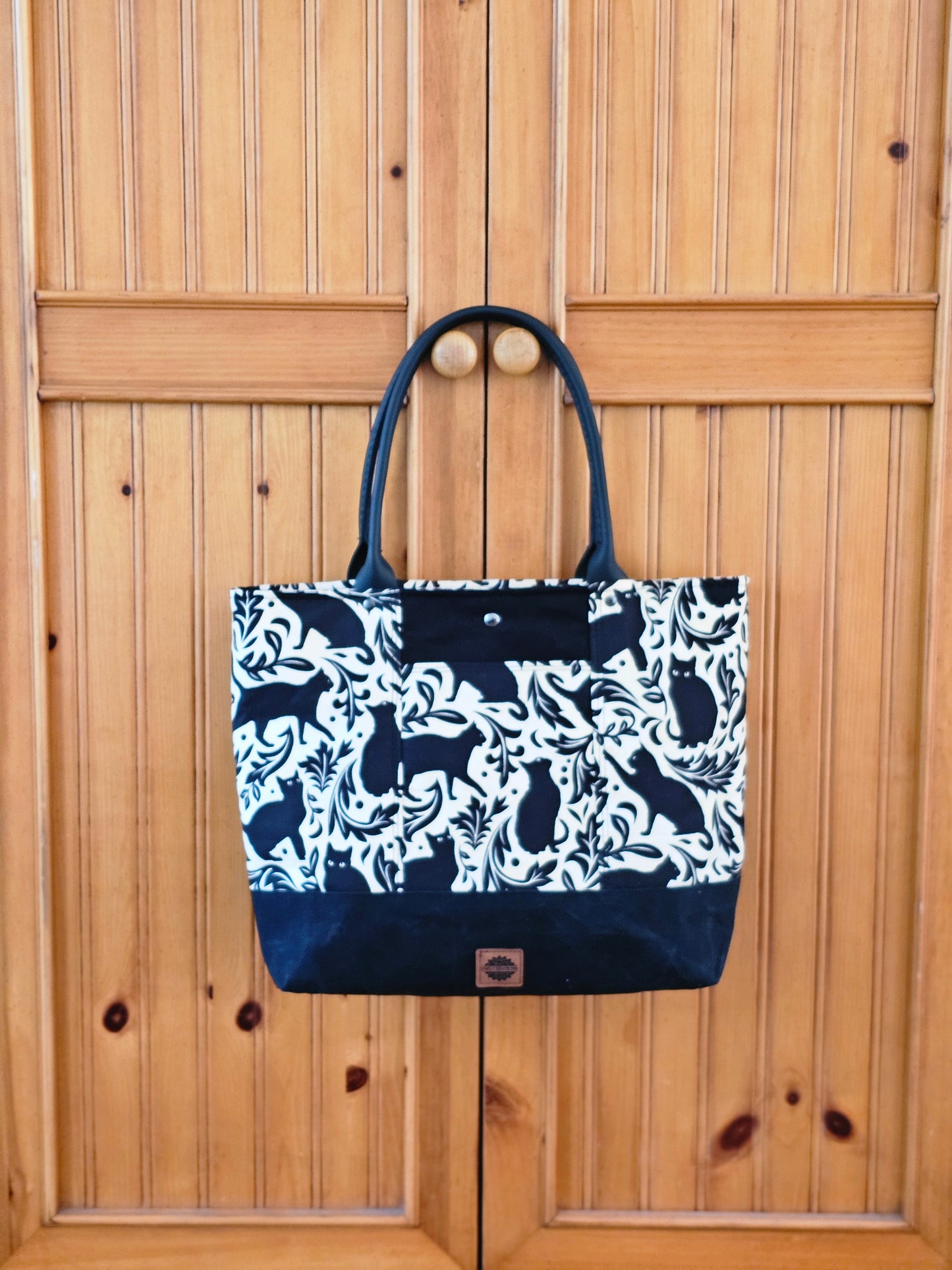 Explorer Tote
