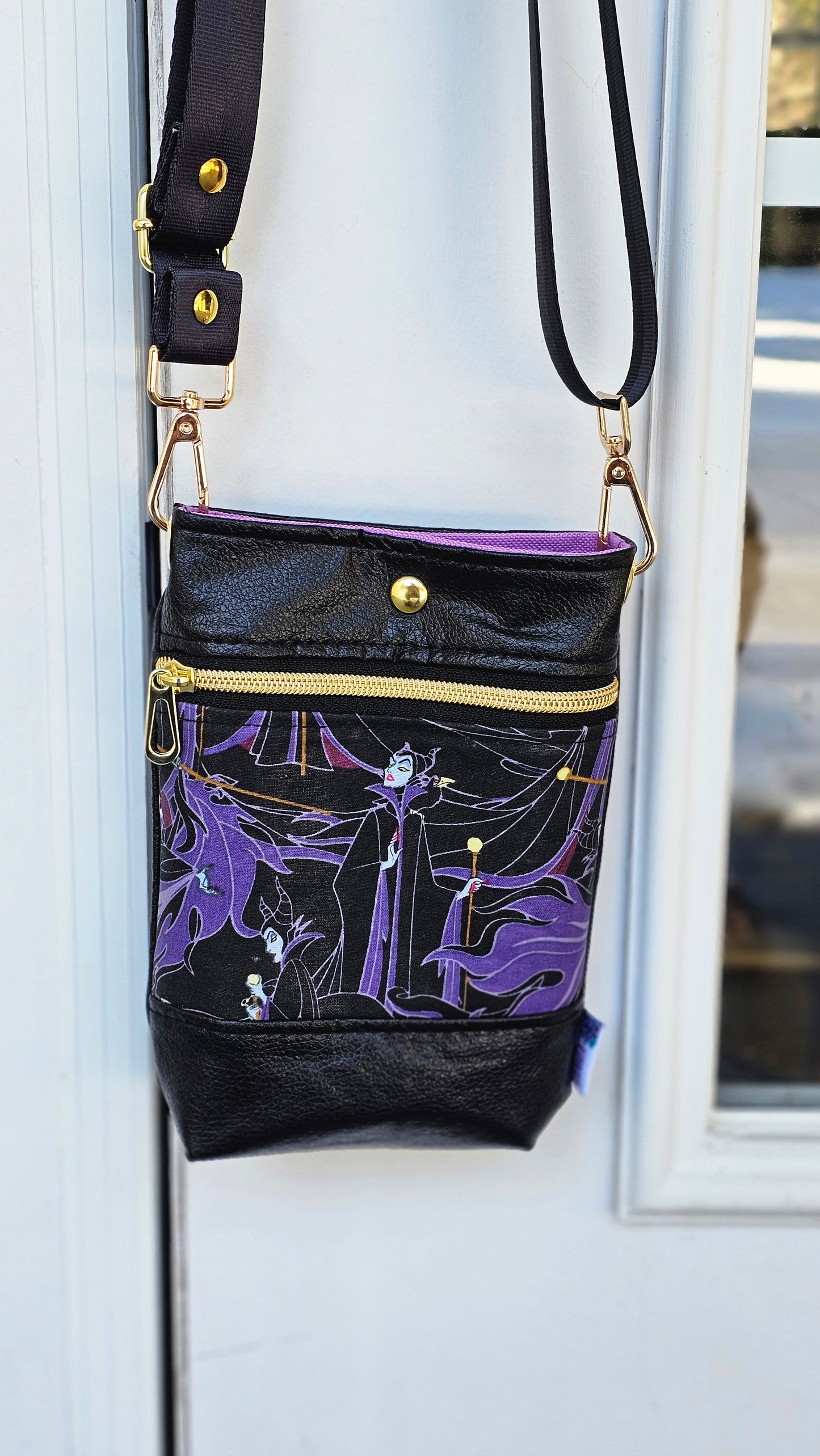 Wanderlust Cross Body